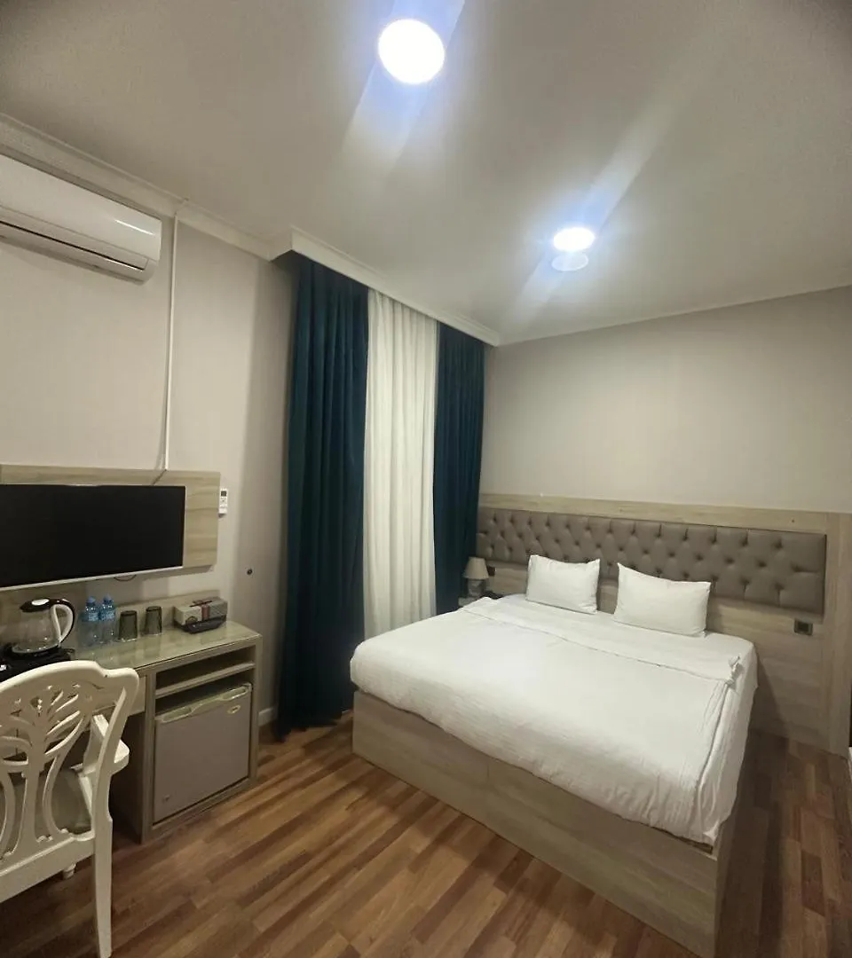 Empire Baku Hotel