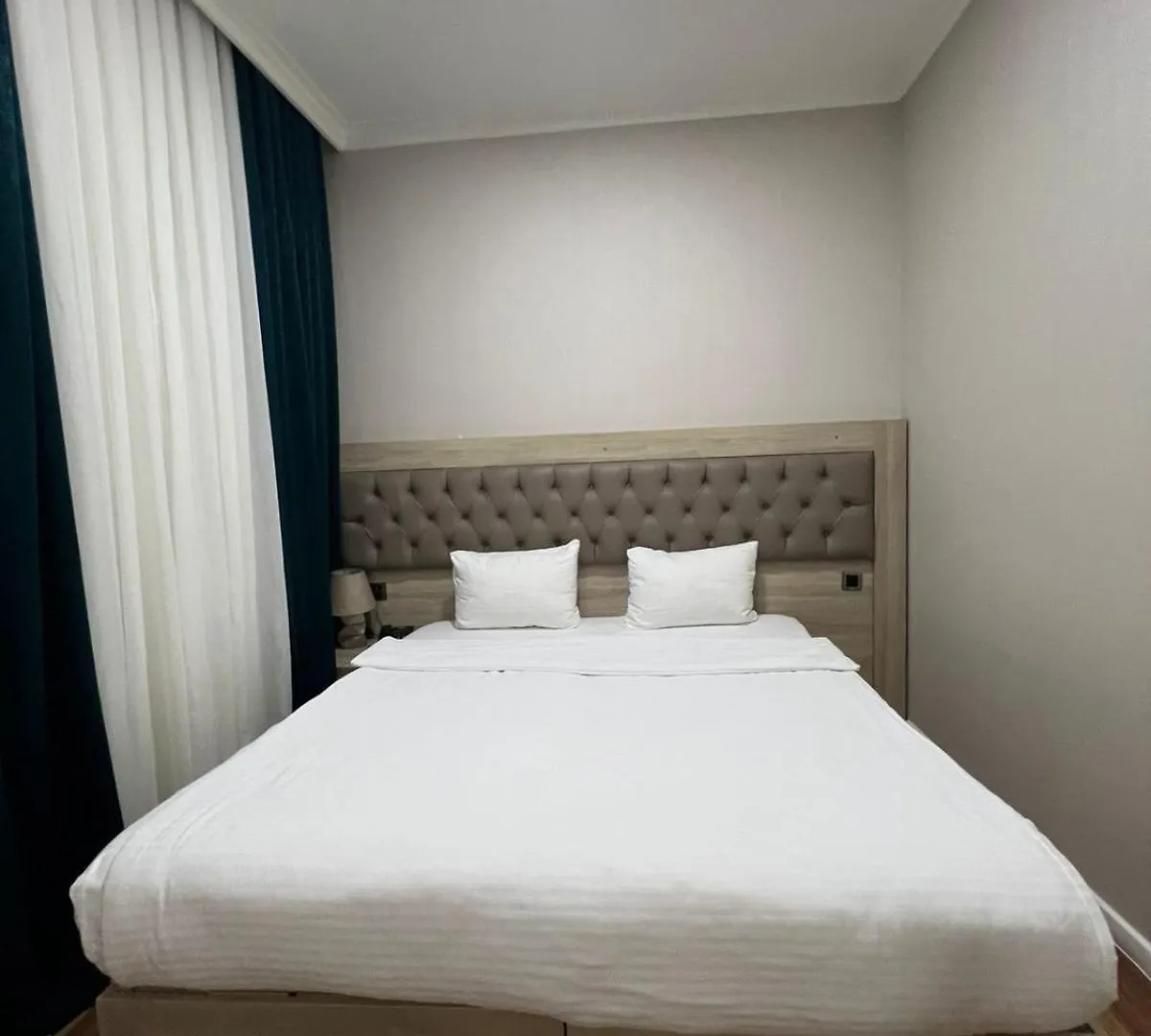 Empire Baku Hotel