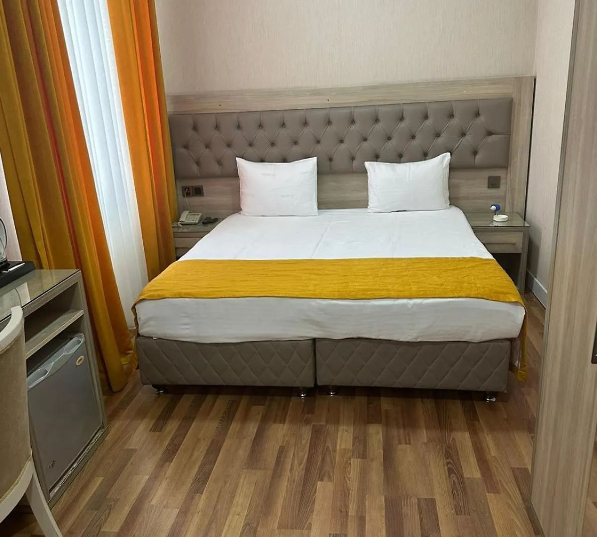 Empire Baku Hotel