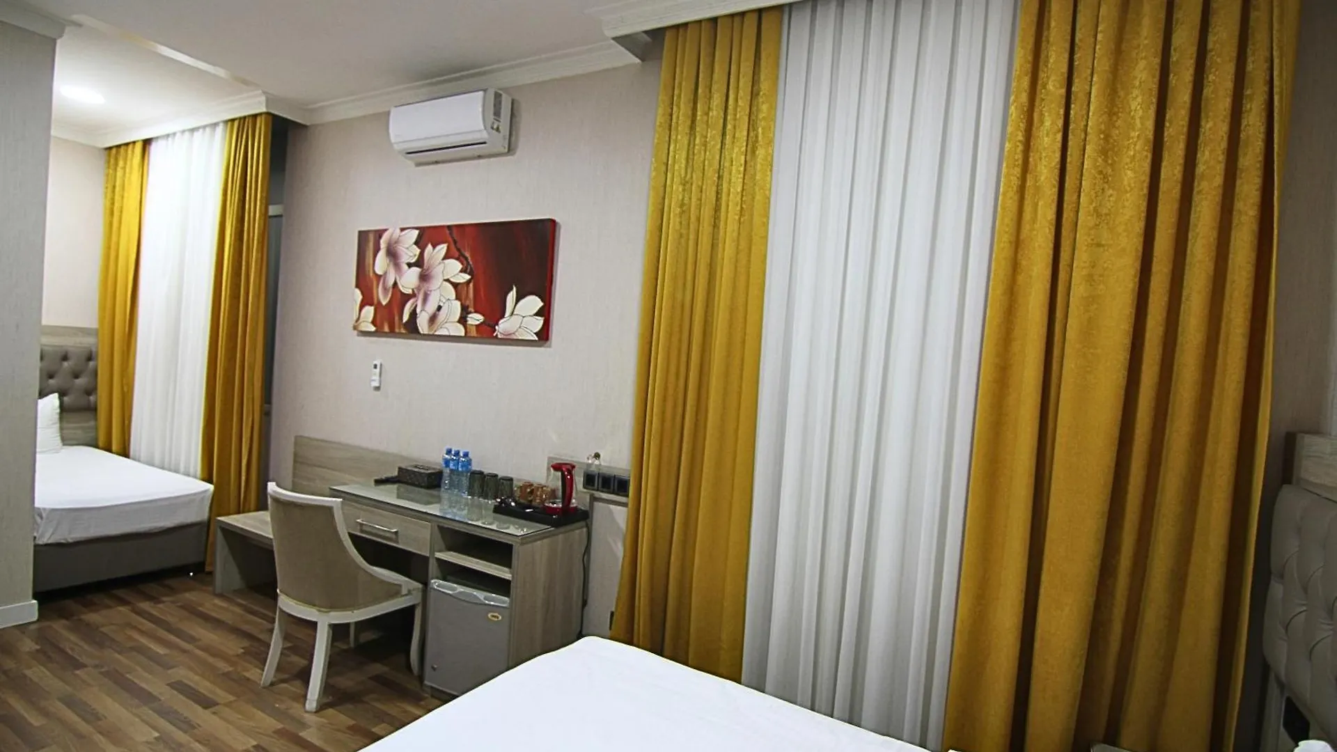 Empire Baku Hotel